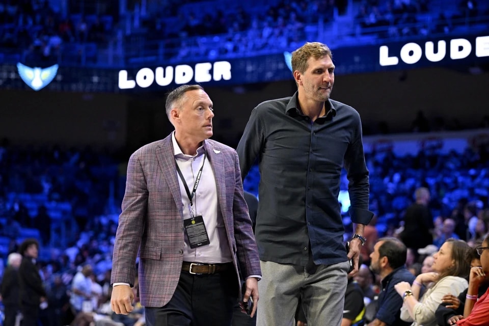 钱德勒和佩, 他们很老他, 的震惊之一 钱德勒和佩, 他们很老他, 的震惊之一