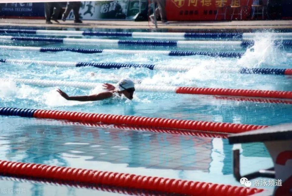 上半身会被, inews 上半身会被, inews